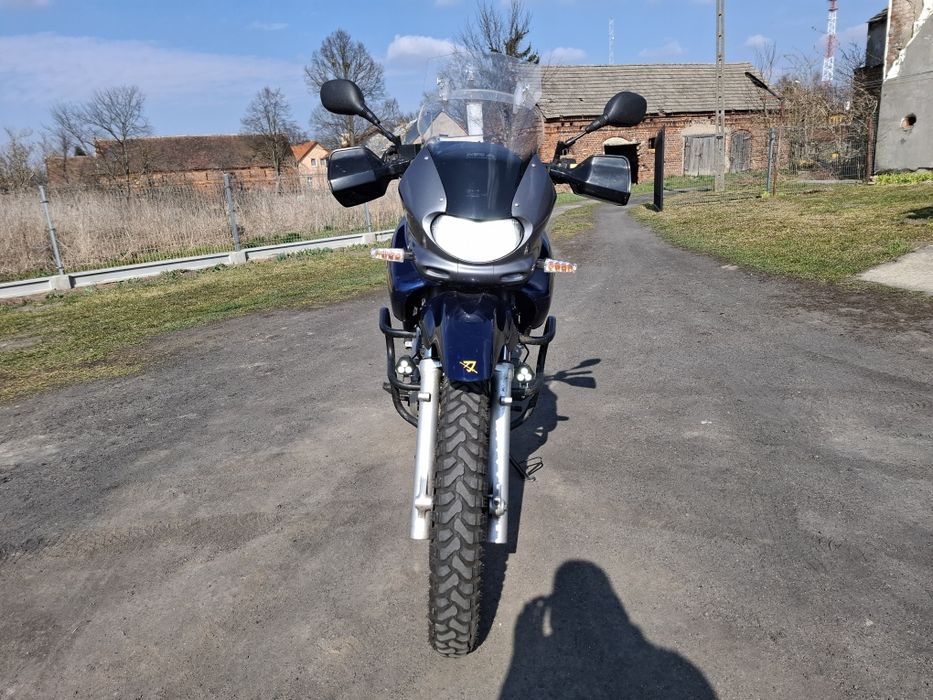 Suzuki XF650 Freewind