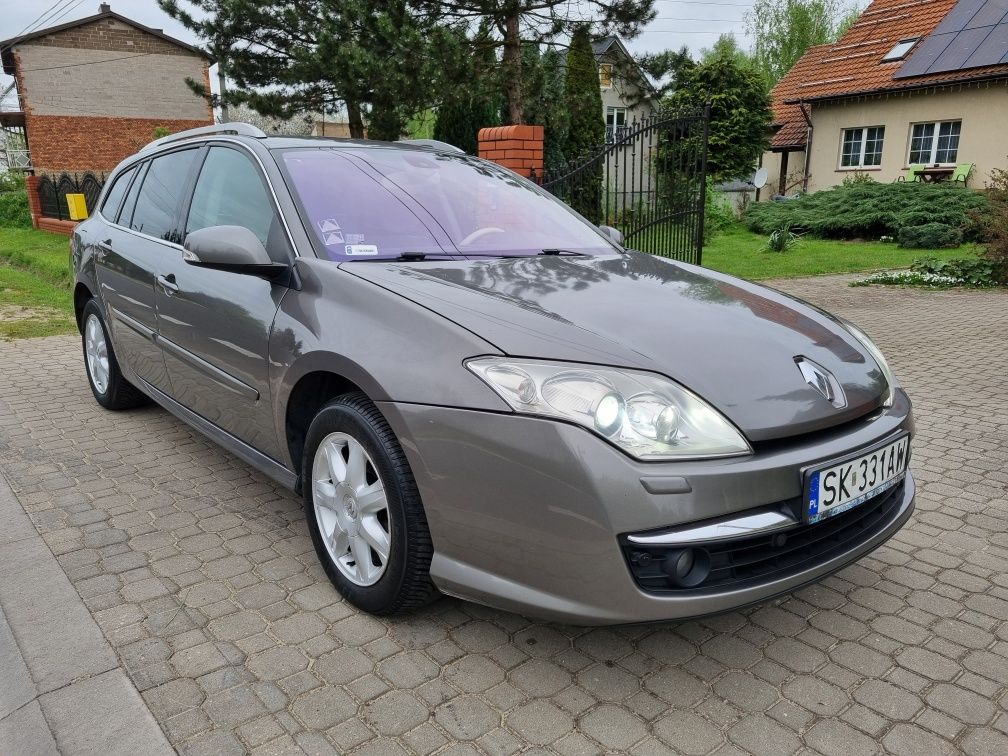 Renault Laguna 2.0 benzyna 140km 2008 kombi salon Polska