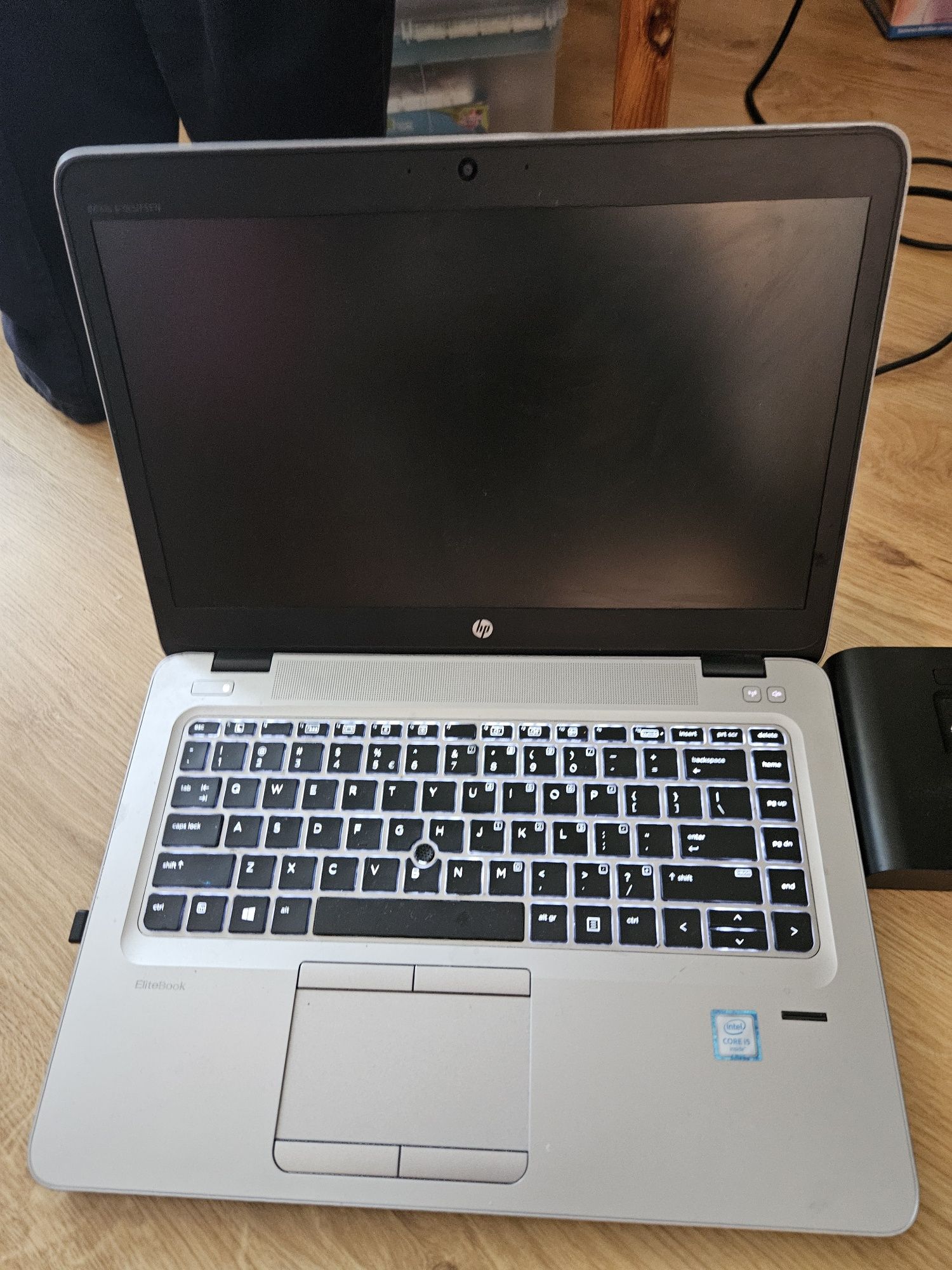 Laptop HP elite book 840 G3 stacja dokująca i5 16GB ram 500 GB windows