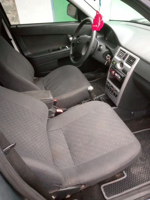 Lada 2171 в гарному стані