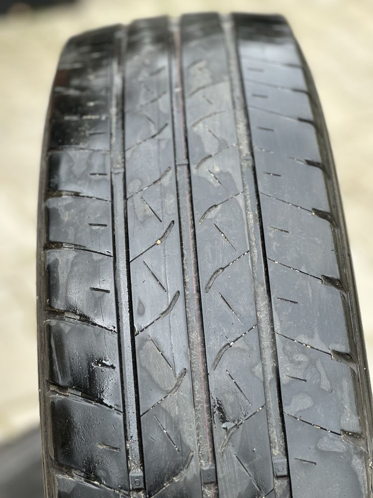 205/75 R16 C  Автошини Bridgestone Duravis R660