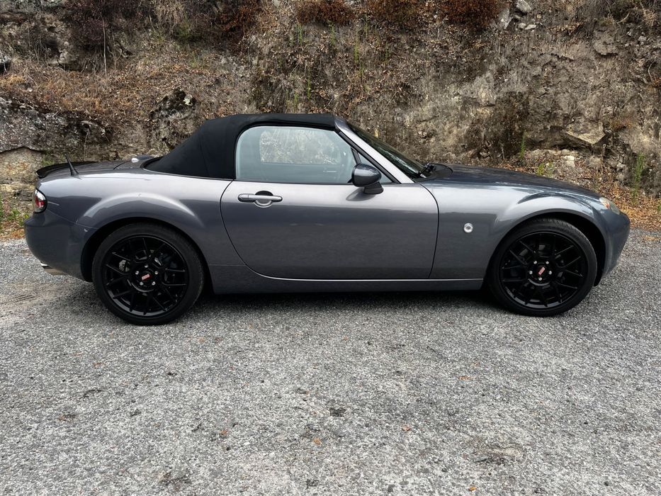 Mazda mx5  nc 2.0