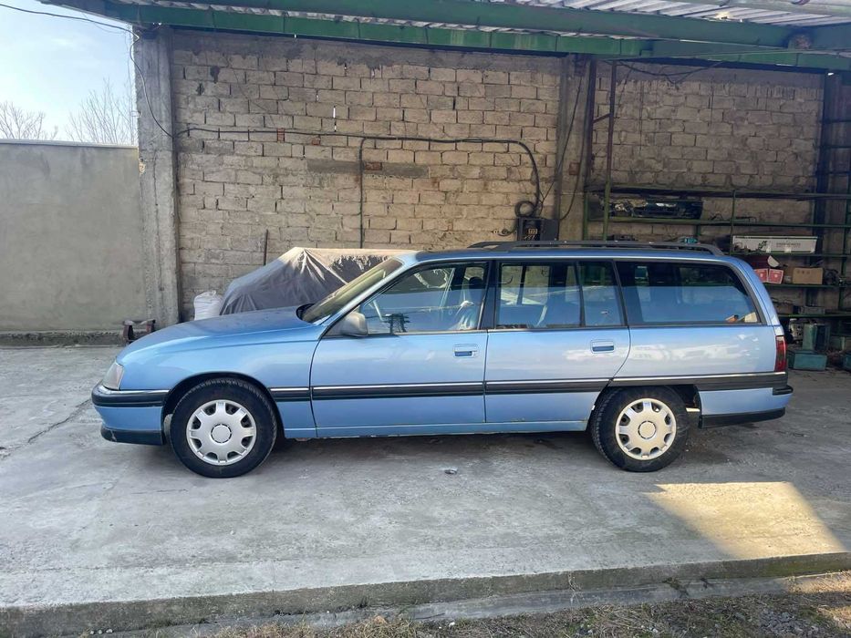 Продам Opel Omega Caravan 1987, 1.8бенз