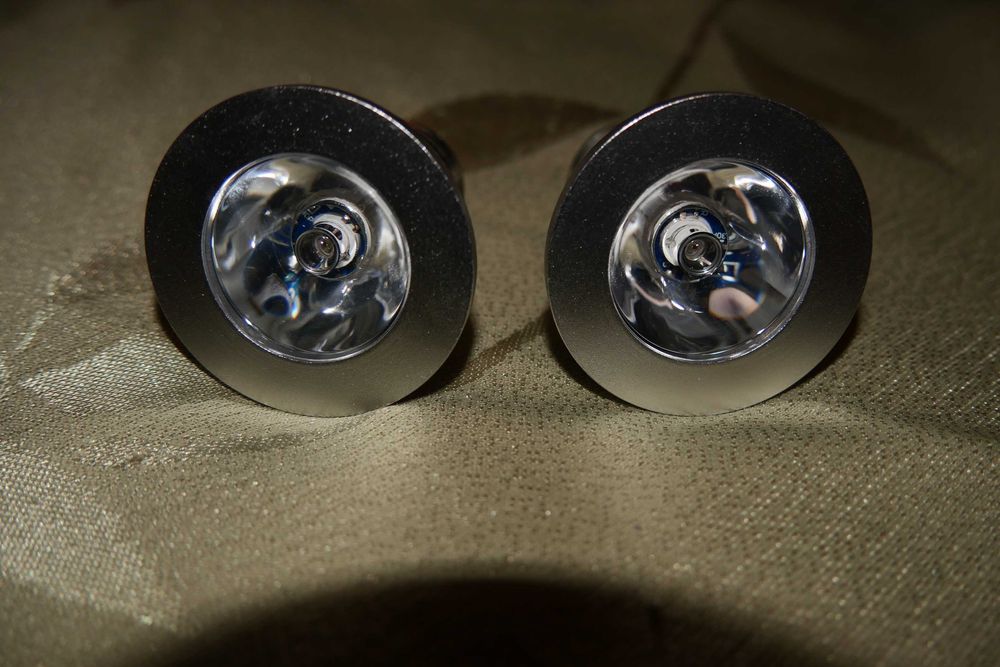 2 szt nowa żarówka LED multikolor E27 + pilot na Sylwester impreza