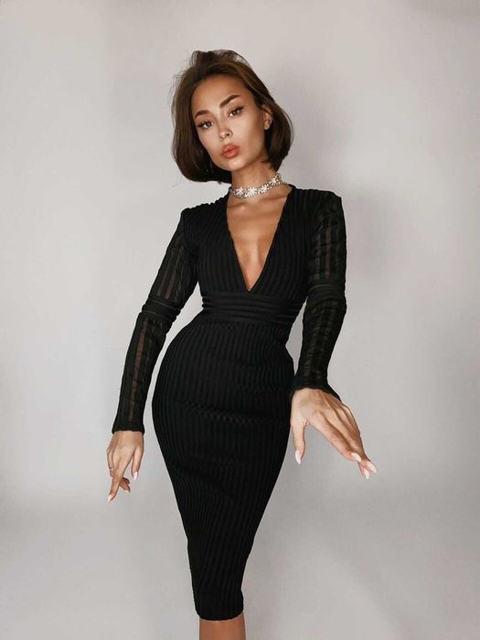 Платье черное бандажное в длине миди