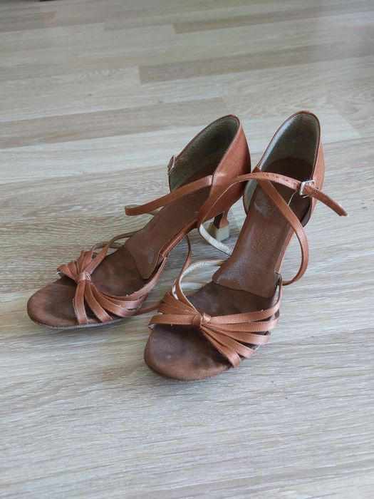 Buty do tańca towarzyskiego