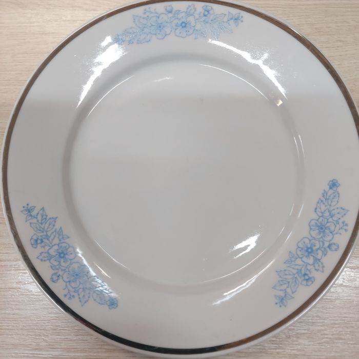 Sprzedam porcelanę rozna