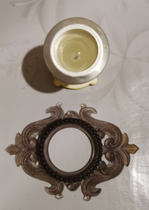 Глазок дверной с декоративной планкой,  СССР.