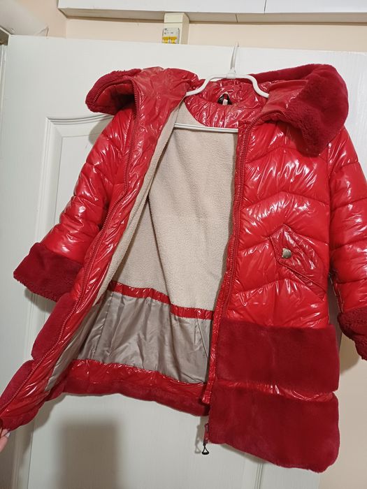 Зимове пальто для дівчинки