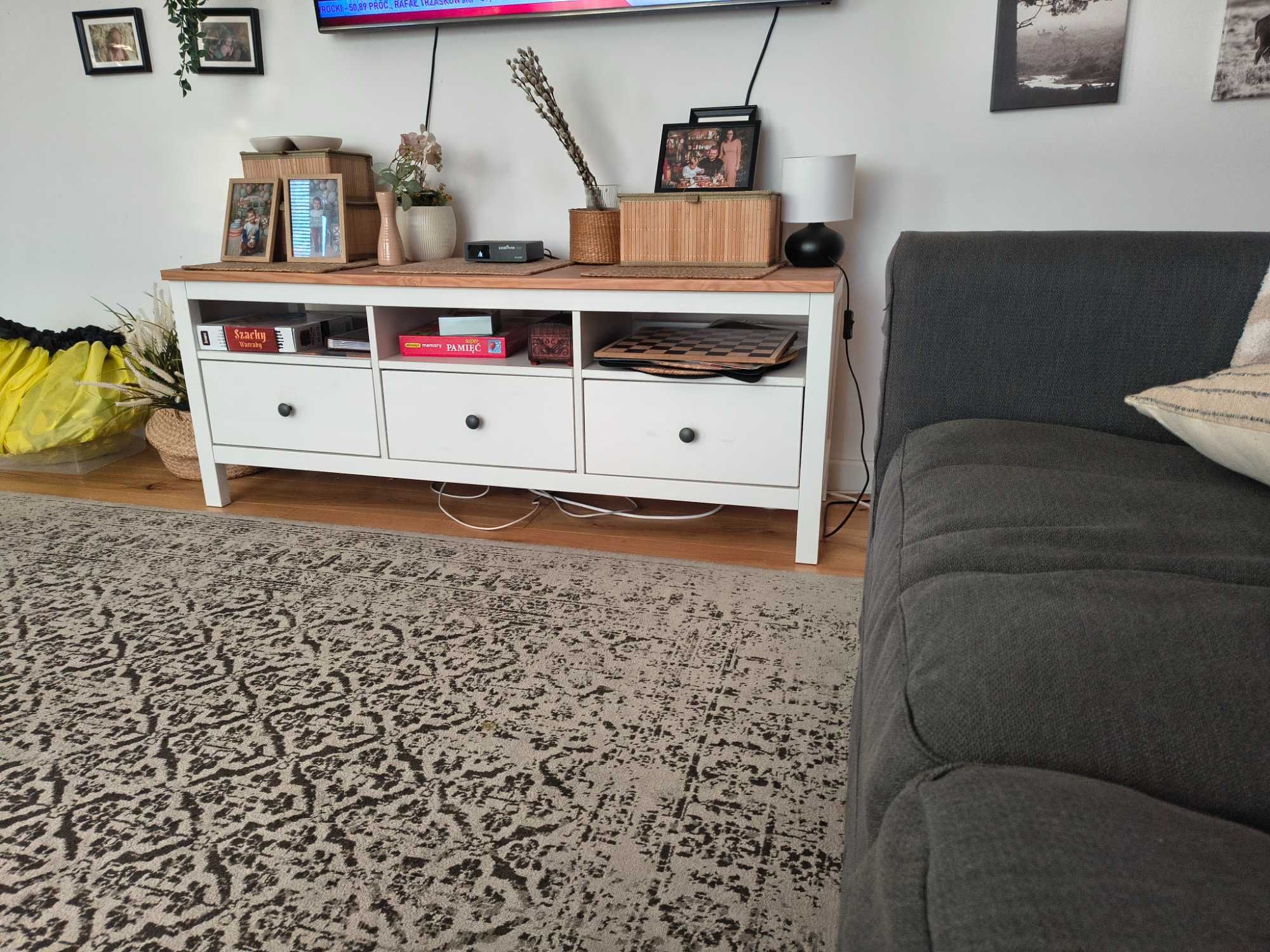 Regał Hemnes Ikea
