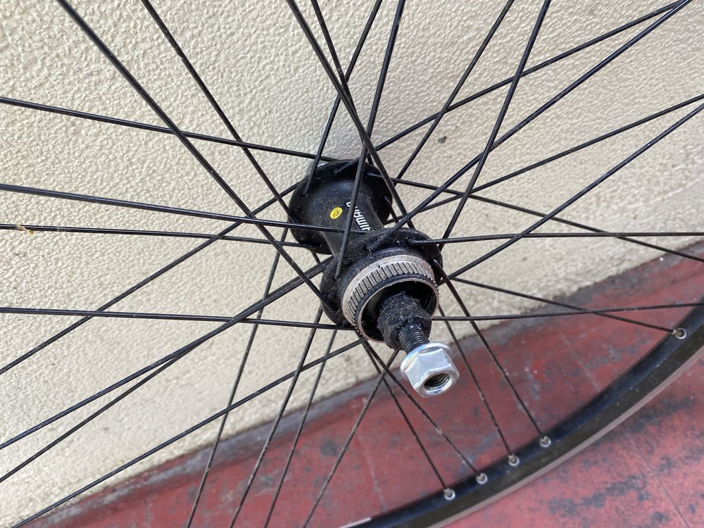 Vendo par de rodas 26  mx com cubos shimano de disco / vbrake