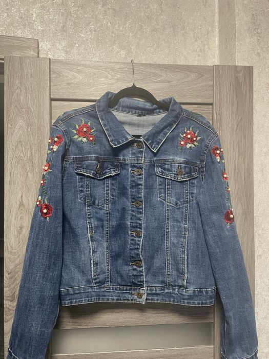 Джинсовка жіноча