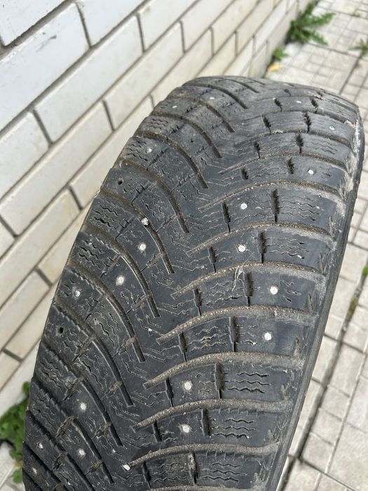 шини зимові Michelin R15