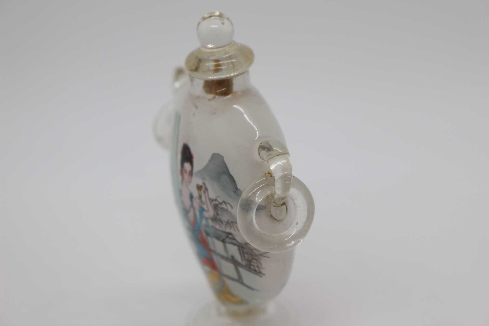 Snuff Bottle Coração em Vidro e Figuras Dinastia Qing XIX marcada