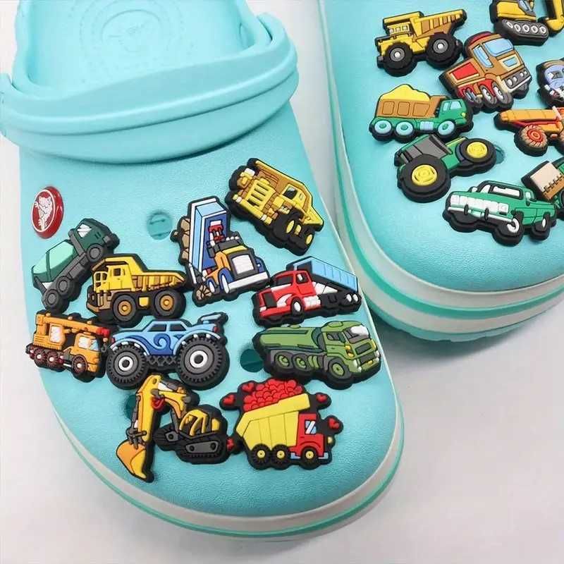 Przypinki do butów crocs prezent AUTA TRAKTOR CIĘŻARÓWKA CYSTERNA