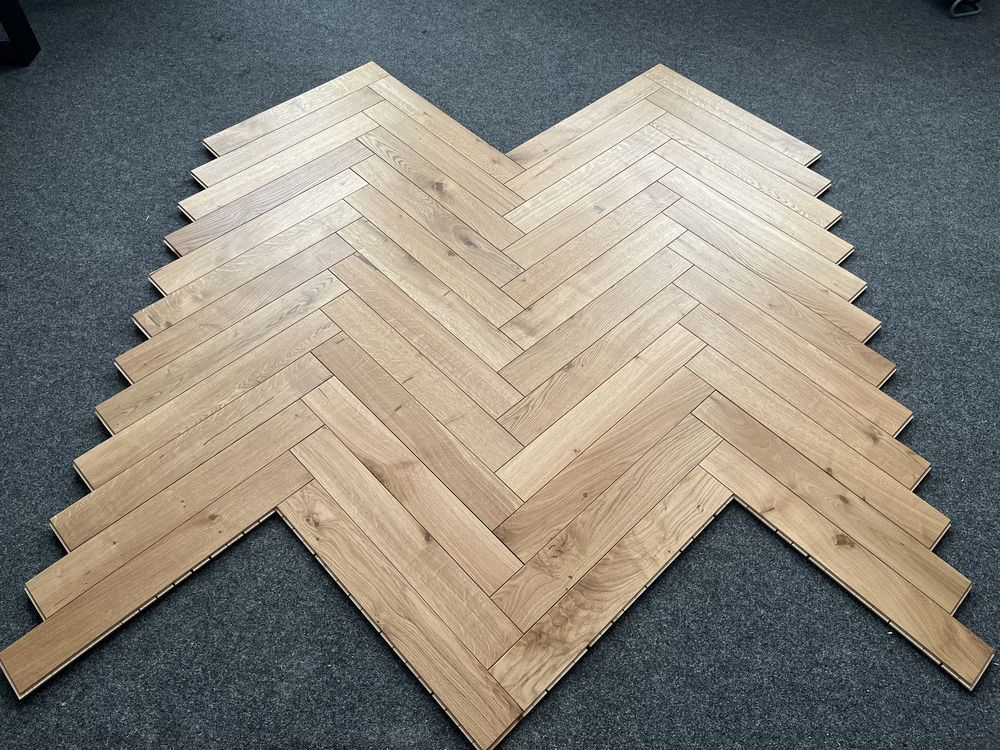 Podłoga Drewniana Jodełka Dąb Rustic, 4faza, 15x90x600mm, Olejowosk UV