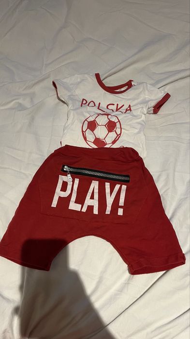 Komplet body 80 piłka nożna Polska i spodenki baggy