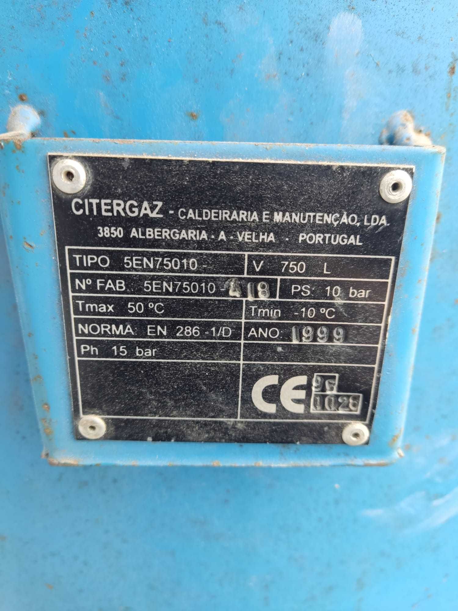 Depósito CITERGAZ de 750L em ferro - Bom estado