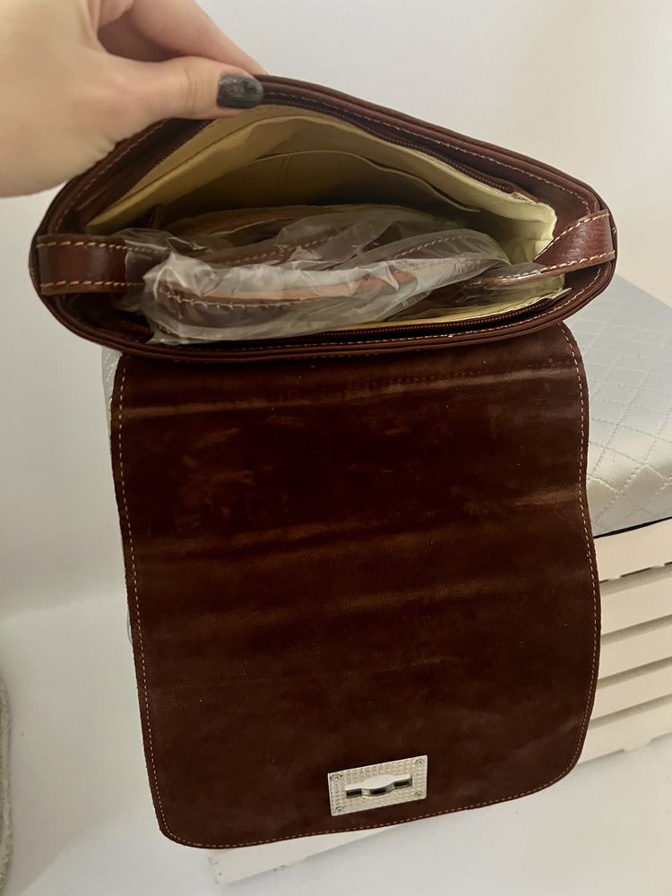 Нова шкіряна сумка (Італія)