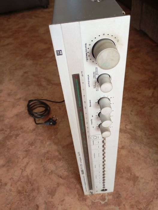 Усилитель предварительный Эстония уп010 стерео