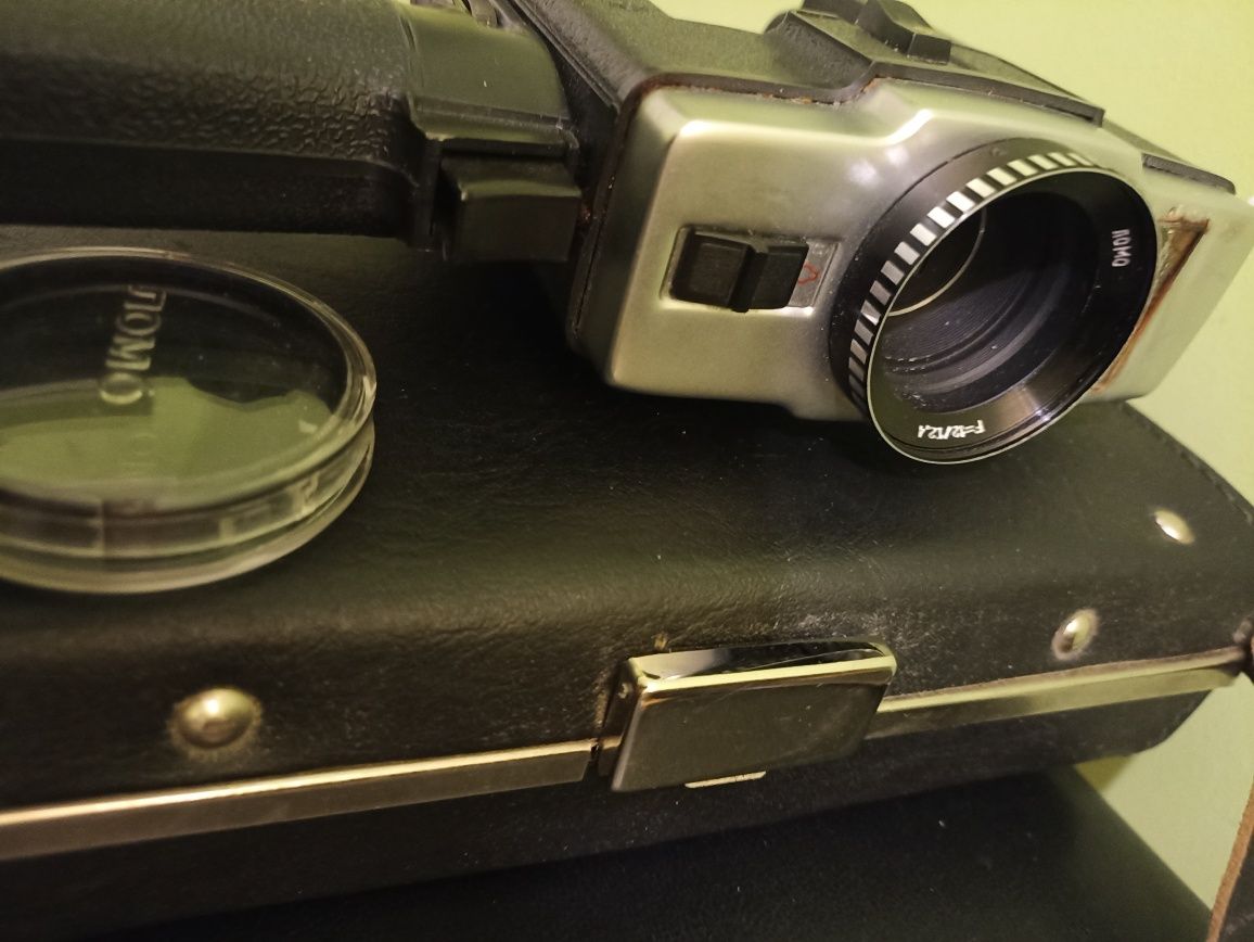 Stara kamera Lomo 219 z futerałem i dwoma szkłami ZSRR.