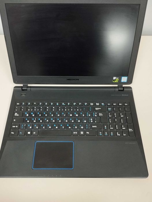 Ігровий ноутбук Medion Erazer P6681 4 gb