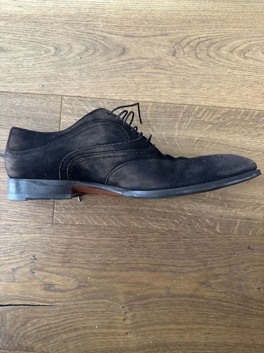 Італіське чоловіче вуття марки Santoni в розмірі 8,5 UK