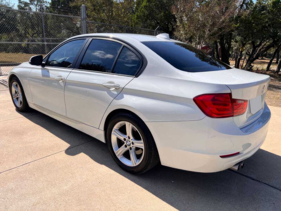 BMW 3 Series 328i      2014