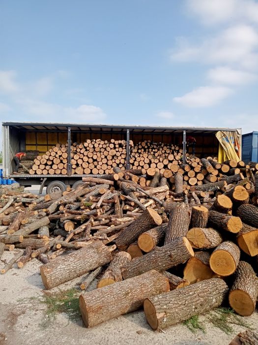 Продам сухие дрова недорого . Доставка адекватна