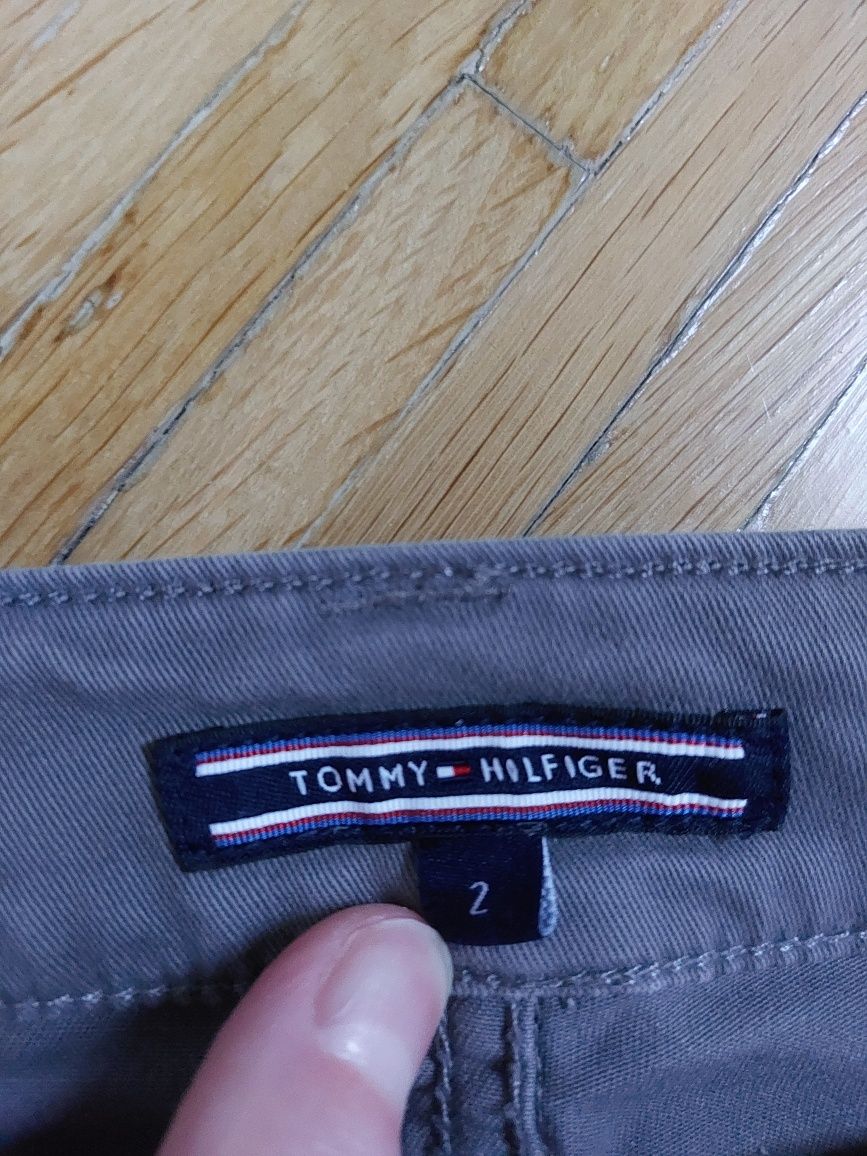 Krótkie spodenki z marki tommy hilfiger