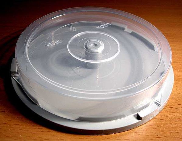 Колба - Футляр для для хранения CD/DVD дисков на 12 штук.