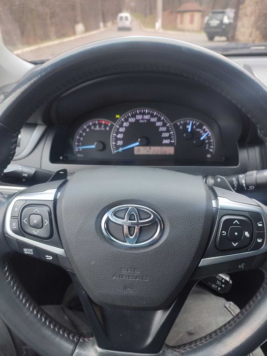 ПРОДАМ Toyota Camry
