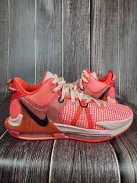 Кросівки Nike LeBron Witness 7 (EUR - 47) US -12.5