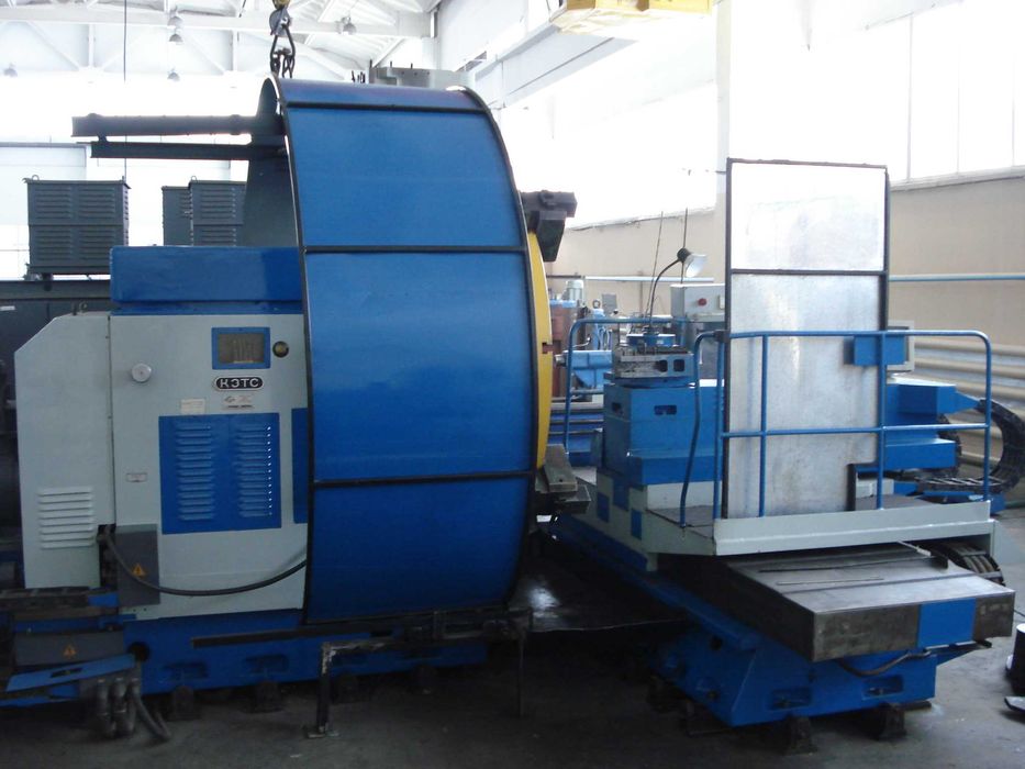 Лоботокарный станок 1М692Ф3