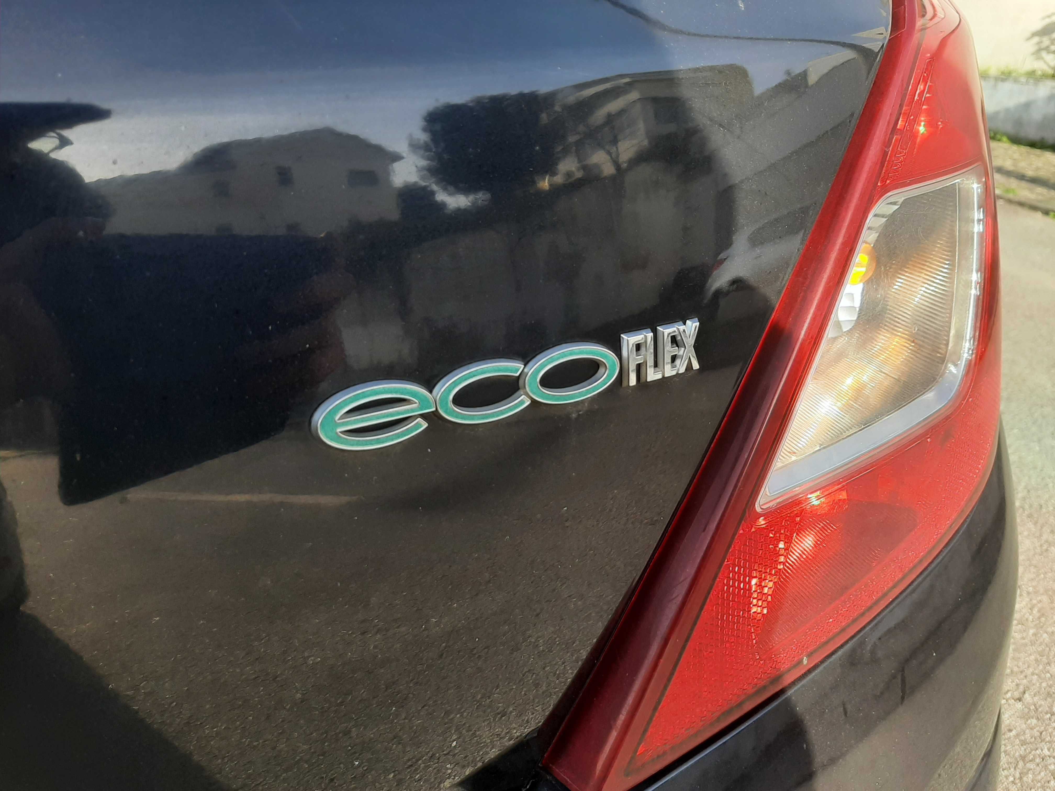 Vende-se Opel Corsa 1.3 CDTI Ecotec (2010) – para Recuperar Ou Peças!