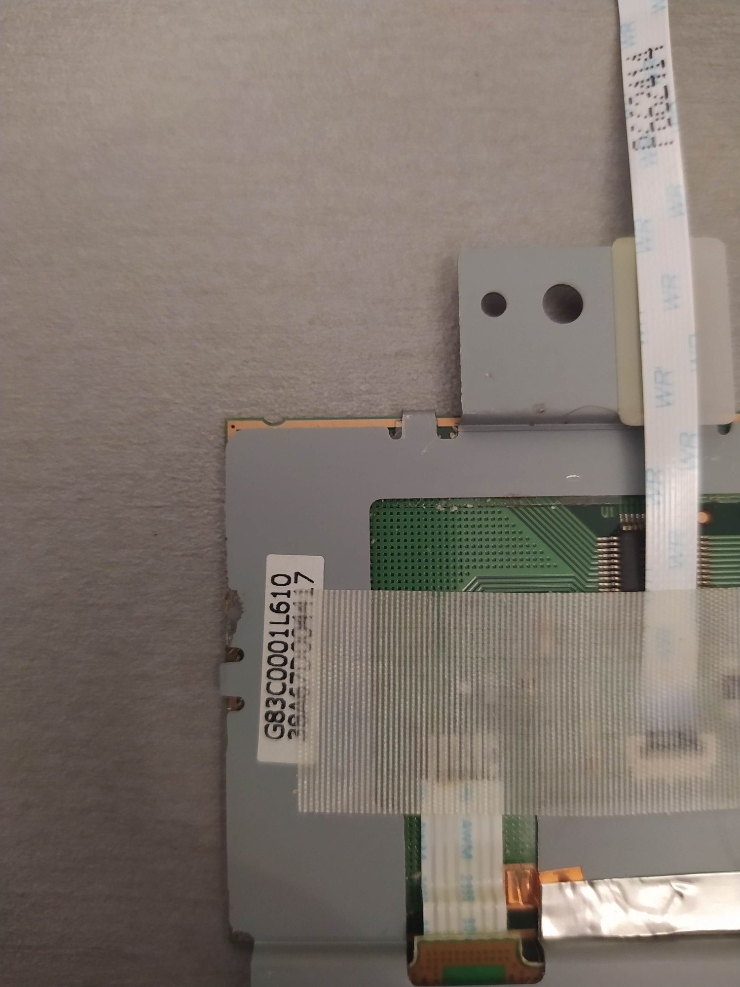 Toshiba Satellite Touchpad G83C0001L610