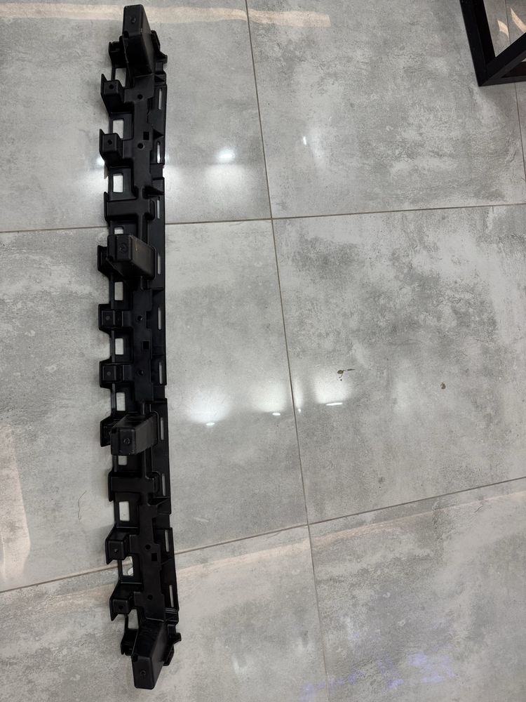 Absorber zderzaka grand cherokee 10-15 tył
