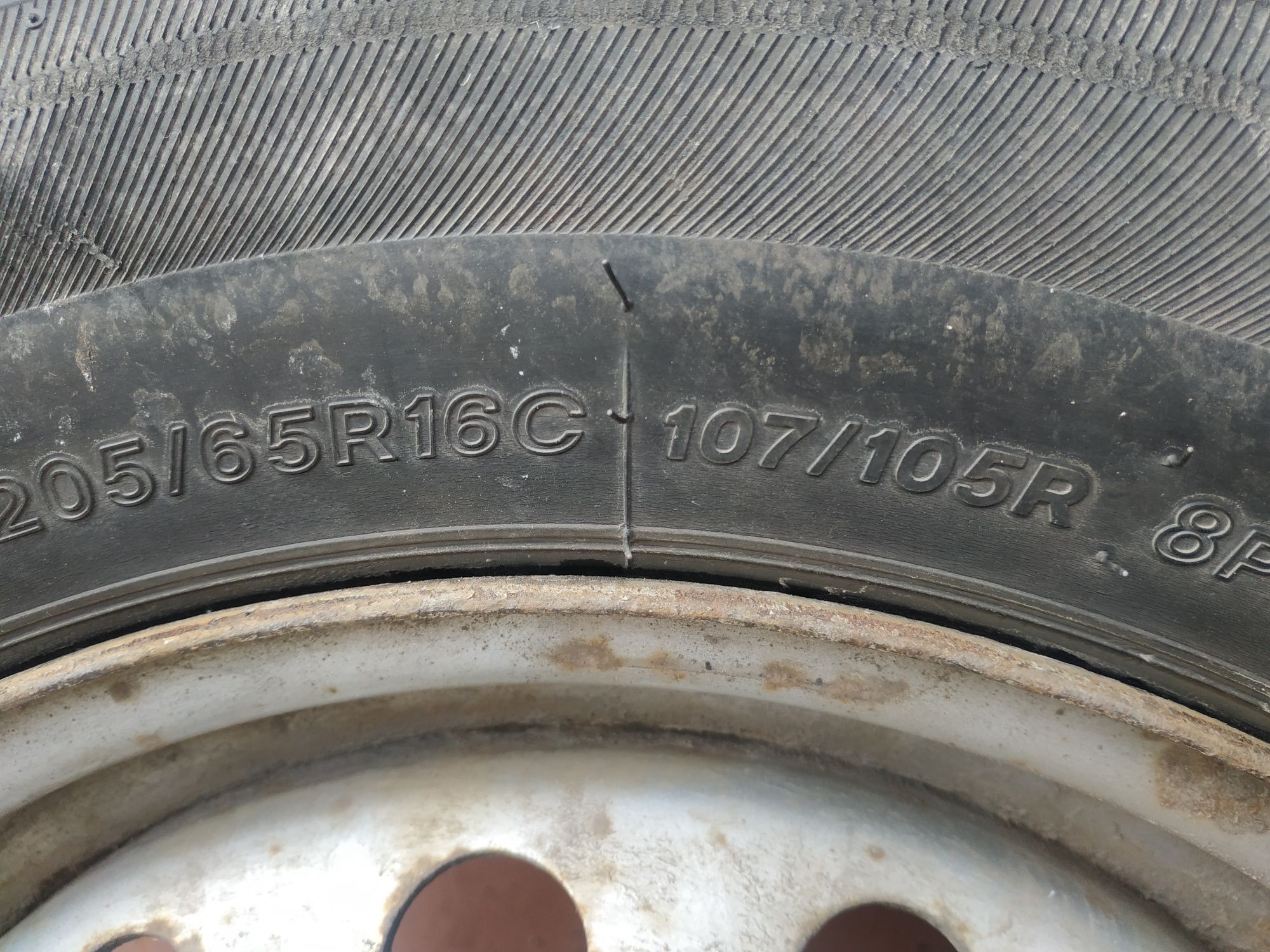 205 65 r16c Автошини Рівне-олх.ua