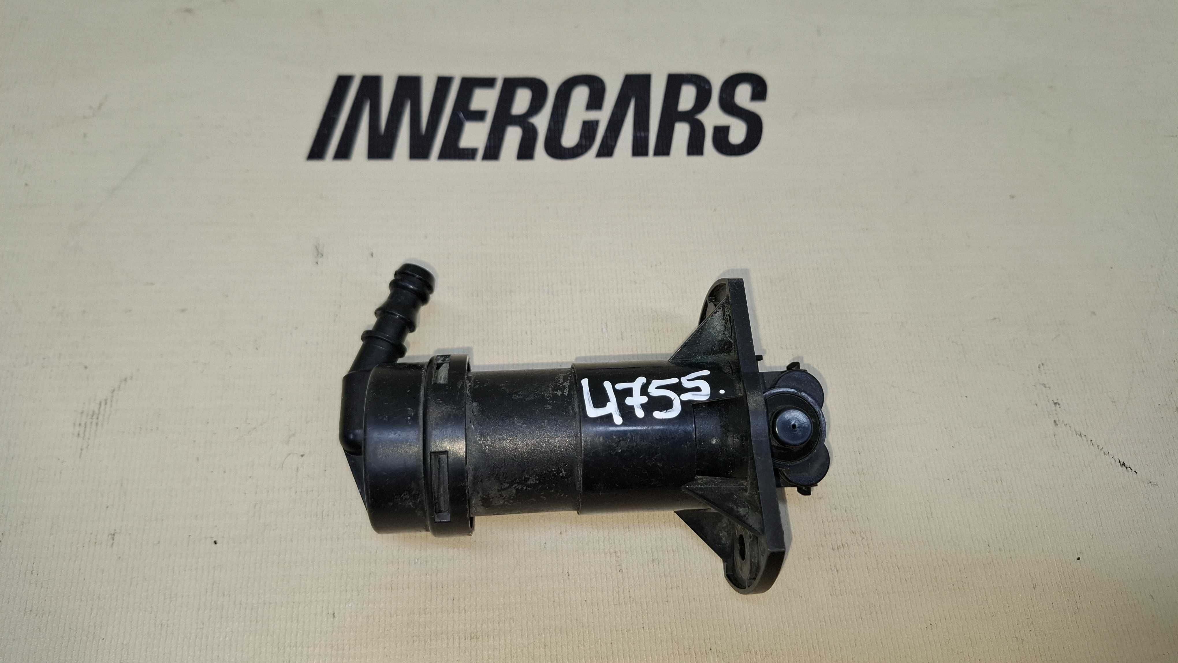 Audi A6C6   2004-11 , форсунка омивача фари R, права , in04755