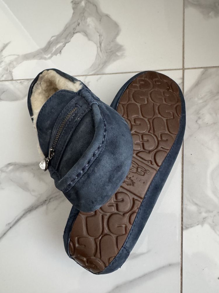 Продам мокасини UGG оригінал 41