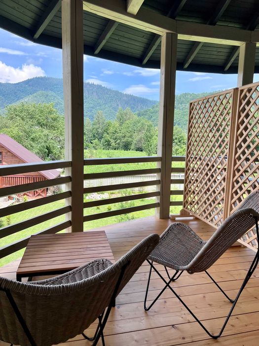 АПАРТАМЕНТИ в горах, ТЕРАСА З ВИДОМ НА ГОРИ +балкон, кухня!біля РІЧКИ-