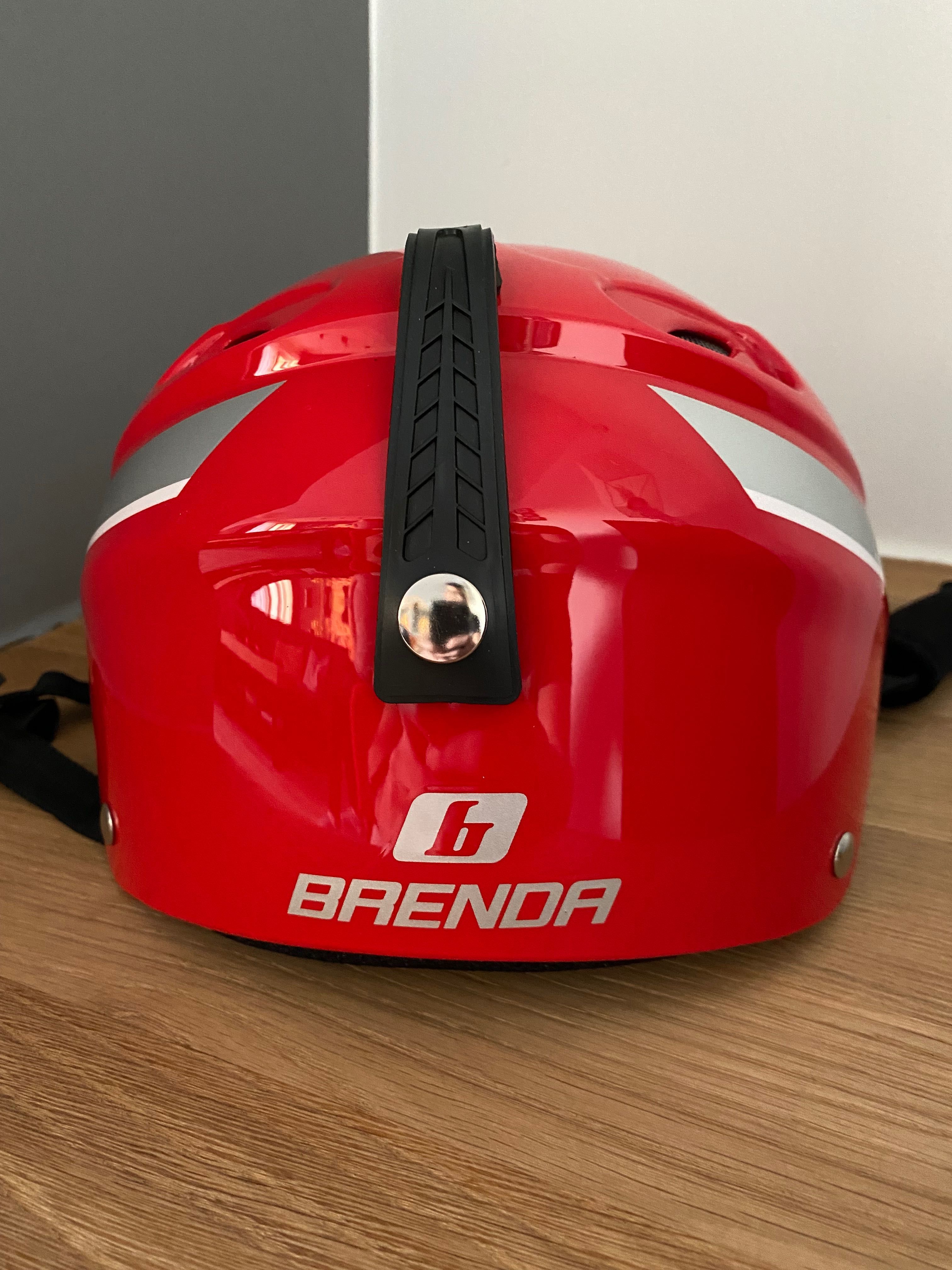 Kask narciarski dziecięcy brenda xs/s