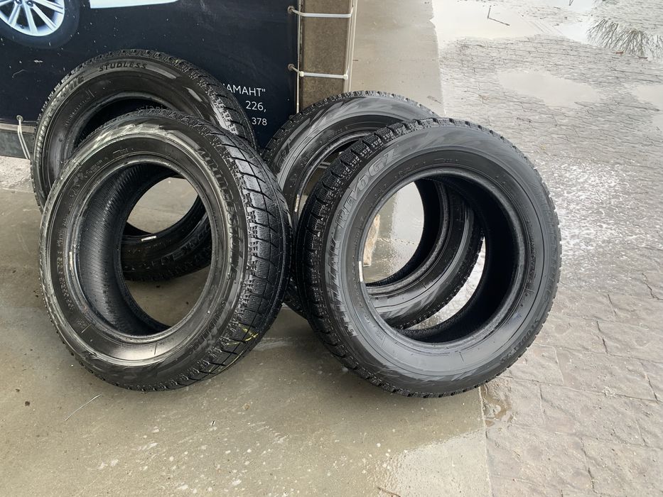 Колеса зимові bridgestone 195/65R15