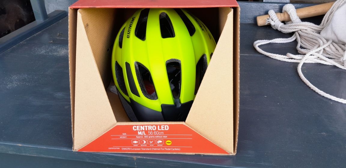 Kask rowerowy Specialized controled