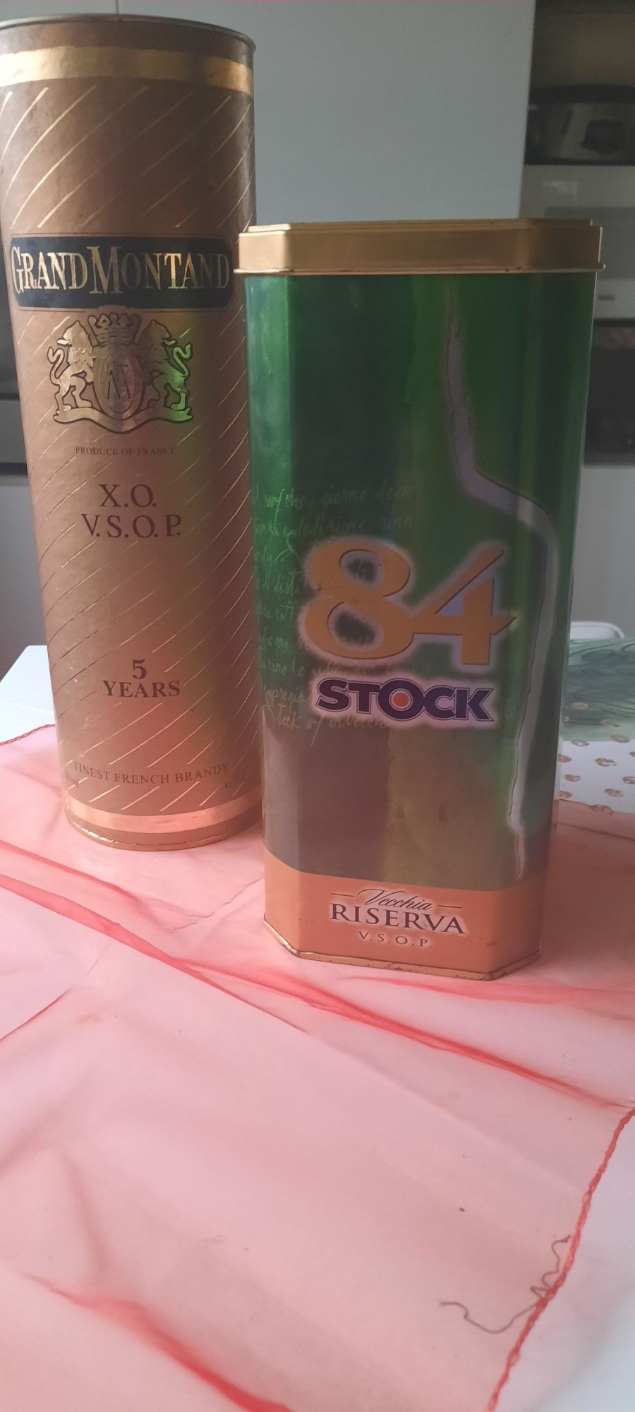 Puszka,pudełko 84 STOCK