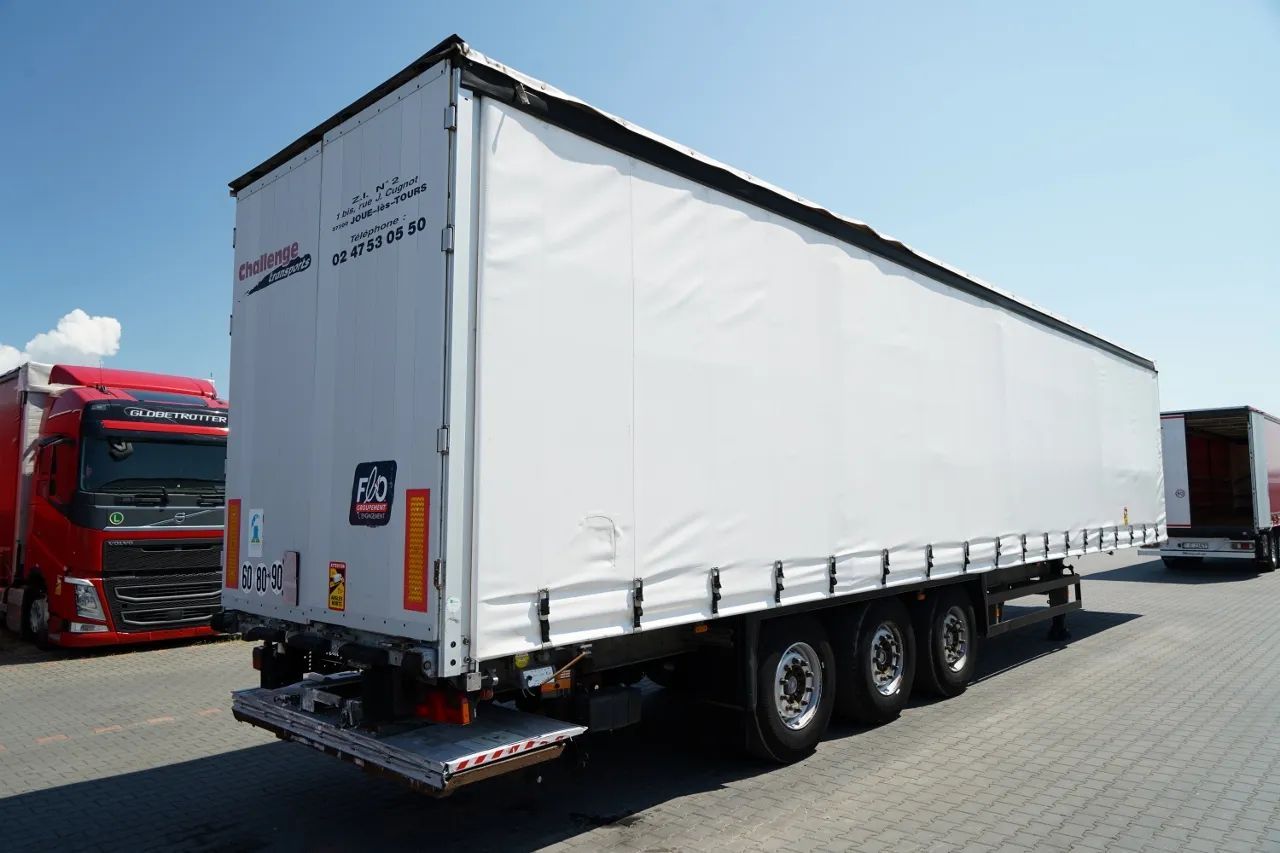 Schmitz Cargobull / FIRANKA / STANDARD / WINDA ZAŁADOWCZA / OSIE SAF