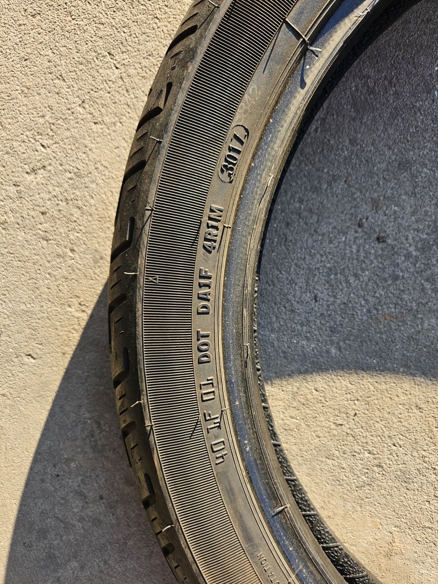 Dunlop D401 Harley Davidson 100/90R19 Dot 3017 Nr 1158