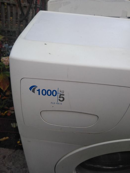Пральна машина Ardo fls 105s на 5 кг .
