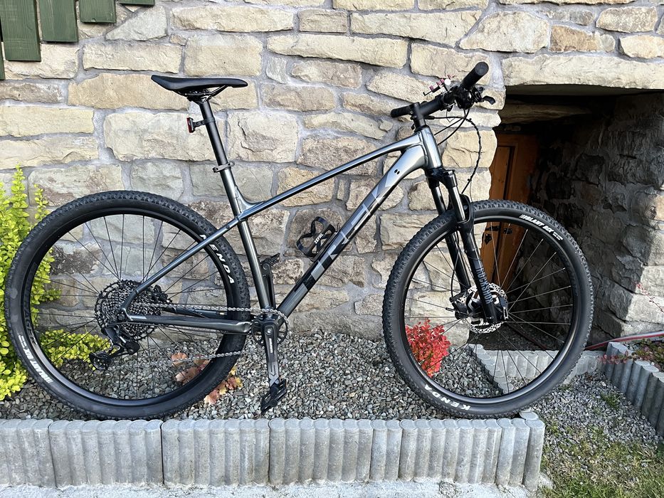 Rower Trek X Caliber 8 2021 rozmiar XL