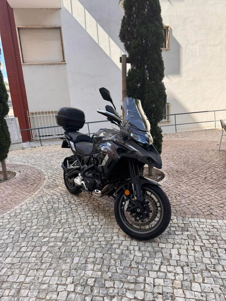 Benelli trk 502 do ano 2023